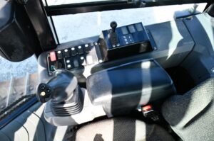 2015 CATERPILLAR D6K2