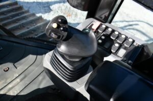 2015 CATERPILLAR D6K2