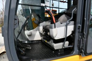 2022 Deere 130GLC Excavator 1938-BT