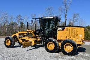 2019 Cat 120M