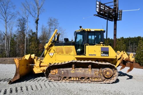 2019 Komatsu D65WX-18