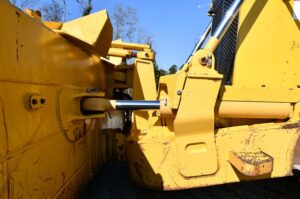 2019 Komatsu D65WX-18