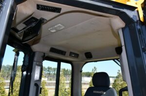 2019 Komatsu D65WX-18