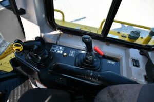 2019 Komatsu D65WX-18