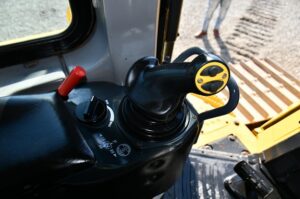 2019 Komatsu D65WX-18