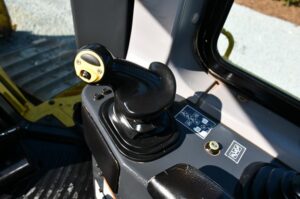 2019 Komatsu D65WX-18