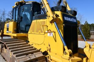 2019 Komatsu D65WX-18
