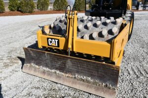 2016 Cat CP44B