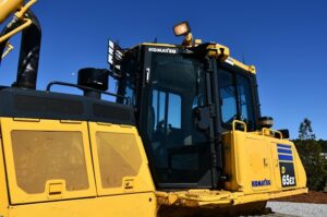 2018 Komatsu D65EX-18