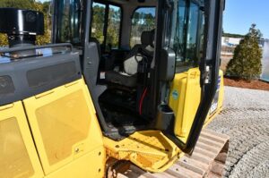 2018 Komatsu D65EX-18