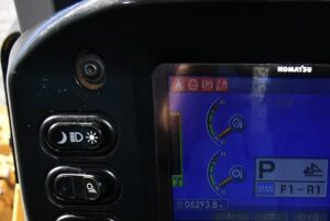 2018 Komatsu D65EX-18