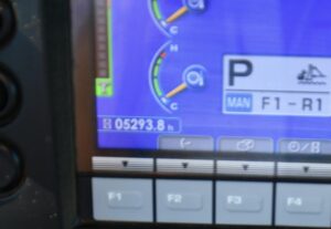 2018 Komatsu D65EX-18