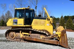 2018 Komatsu D65EX-18