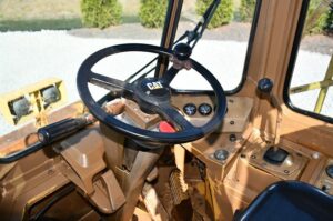 1985 CATERPILLAR 815B