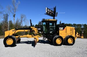 2011 CATERPILLAR 140M2