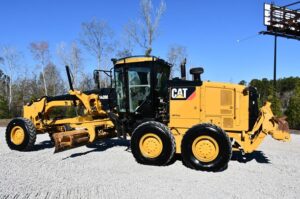 2011 CATERPILLAR 140M2