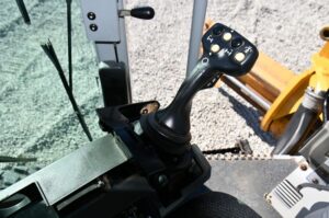 2011 CATERPILLAR 140M2