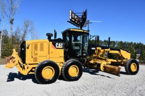 2011 CATERPILLAR 140M2