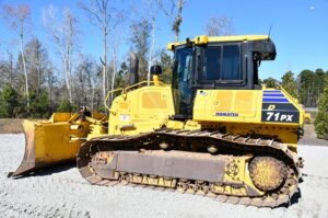 2021 KOMATSU D71PX-24