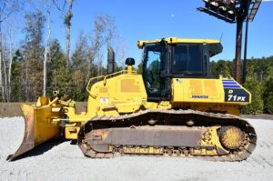 2021 KOMATSU D71PX-24