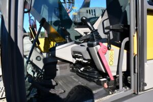 2020 Volvo ECR235EL Excavator