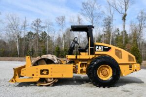 2008 Cat CP56
