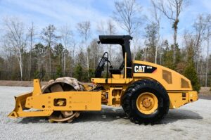 2008 Cat CP56