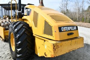 2008 Cat CP56