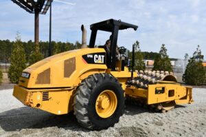 2008 Cat CP56