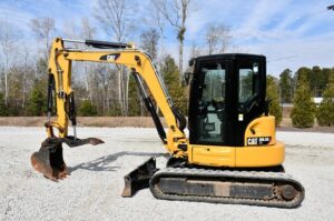 2018 CATERPILLAR 305.5E2