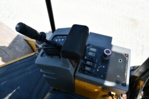 2005 CAT CS533E Compactor 1964-BT 2005 CAT CS533E Compactor 1964-BT