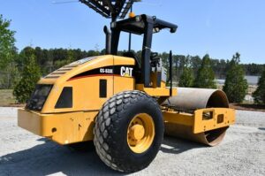 2005 CAT CS533E Compactor 1964-BT 2005 CAT CS533E Compactor 1964-BT