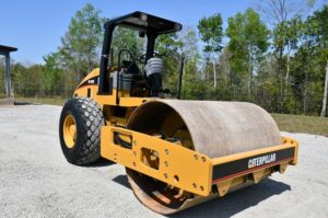 2005 CAT CS533E Compactor 1964-BT 2005 CAT CS533E Compactor 1964-BT