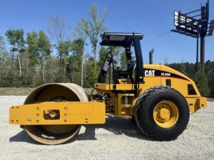 2005 CAT CS533E Compactor 1964-BT 2005 CAT CS533E Compactor 1964-BT