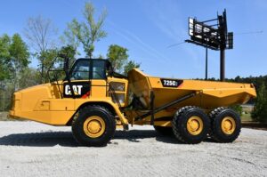 2016 CAT 725C2 Truck 1955-BB 2016 CAT 725C2 Truck 1955-BB