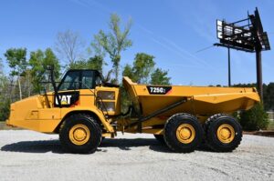 2016 CAT 725C2 Truck 1955-BB 2016 CAT 725C2 Truck 1955-BB