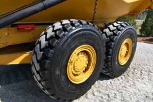 2016 CAT 725C2 Truck 1955-BB 2016 CAT 725C2 Truck 1955-BB