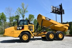 2016 CAT 725C2 Truck 1955-BB 2016 CAT 725C2 Truck 1955-BB