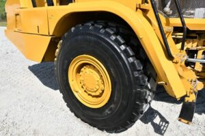 2016 CAT 725C2 Truck 1955-BB 2016 CAT 725C2 Truck 1955-BB
