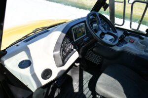 2016 CAT 725C2 Truck 1955-BB 2016 CAT 725C2 Truck 1955-BB