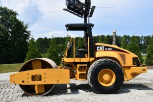 2004 CAT CS563E Compactor 1963-BT 2004 CAT CS563E Compactor 1963-BT