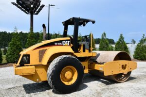 2004 CAT CS563E Compactor 1963-BT 2004 CAT CS563E Compactor 1963-BT