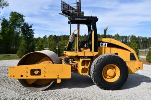 2005 CATCS533E Compactor 1965-BT 2005 CATCS533E Compactor 1965-BT