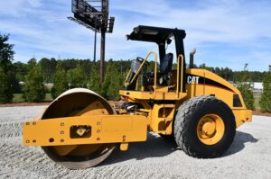 2005 CATCS533E Compactor 1965-BT 2005 CATCS533E Compactor 1965-BT