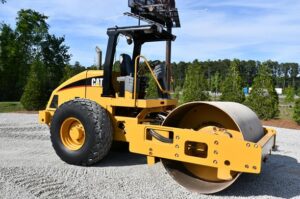 2005 CATCS533E Compactor 1965-BT 2005 CATCS533E Compactor 1965-BT