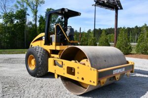 2005 CATCS533E Compactor 1965-BT 2005 CATCS533E Compactor 1965-BT