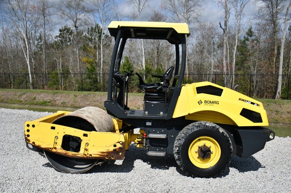 2017 Bomag BW145D-5 Compactor 1966-BT 2017 Bomag BW145D-5 Compactor 1966-BT