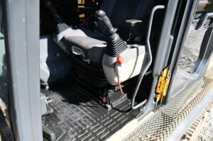 2019 Komatsu PC290LC-11 Excavator 1979-BT