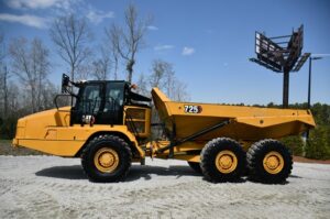 2021 Cat 725 Truck 1961-BT 2021 Cat 725 Truck 1961-BT