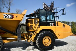 2021 Cat 725 Truck 1961-BT 2021 Cat 725 Truck 1961-BT